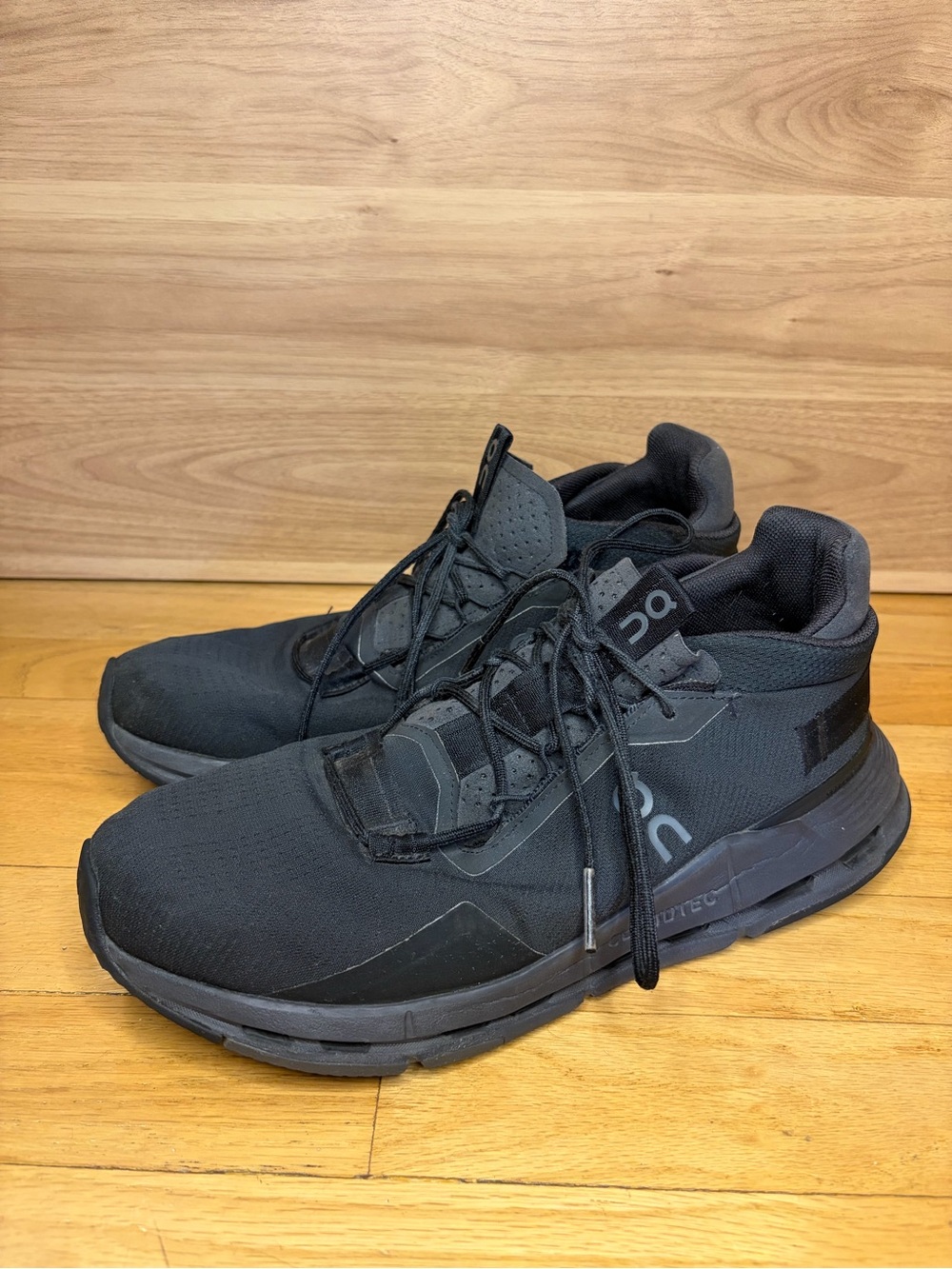 On Running Cloudnova 2 Men's Black Sneakers - Size 9